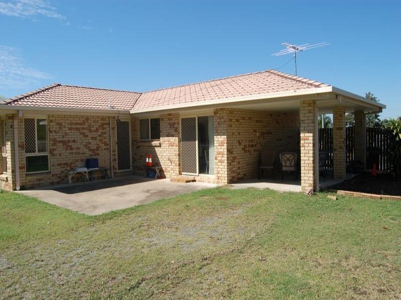 8 Burton Court, Boronia Heights QLD 4124