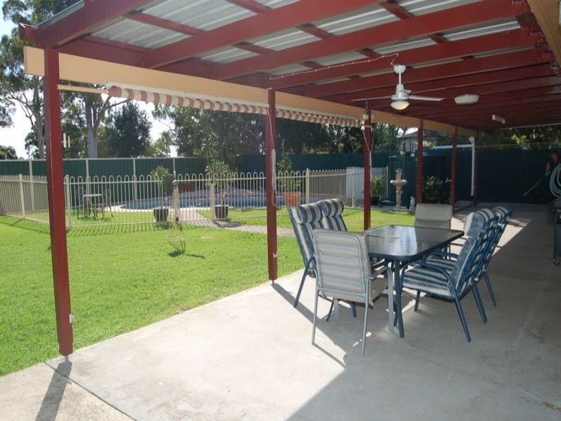 25 Sandalwood Street, Crestmead QLD 4132