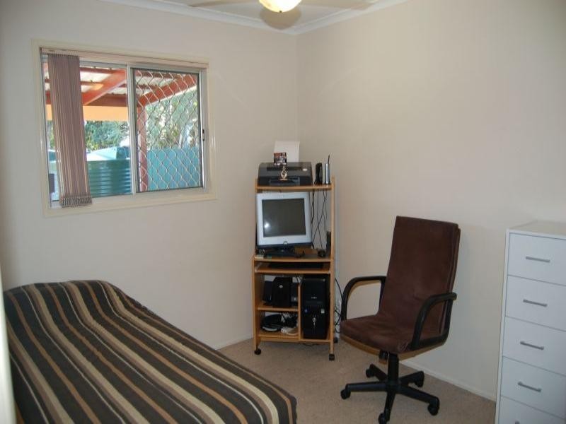 25 Sandalwood Street, Crestmead QLD 4132