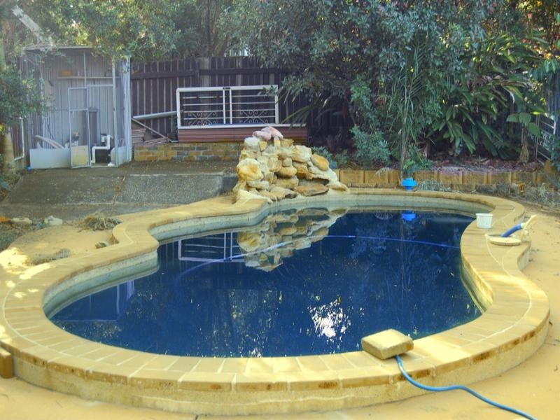6 Grecian Street, Regents Park QLD 4118