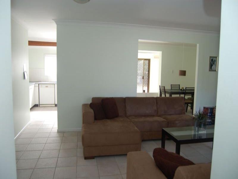 4 Dornock Drive, Boronia Heights QLD 4124