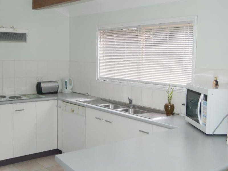 4 Dornock Drive, Boronia Heights QLD 4124
