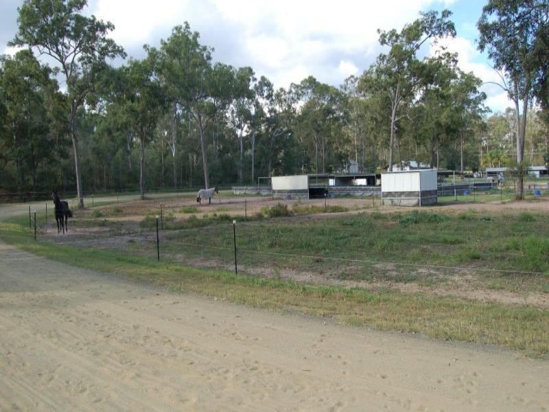 257-271 Lance Road, North Maclean QLD 4280