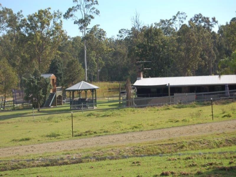 257-271 Lance Road, North Maclean QLD 4280