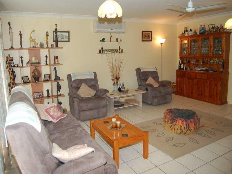 127 Flinders Cresent, Boronia Heights QLD 4124