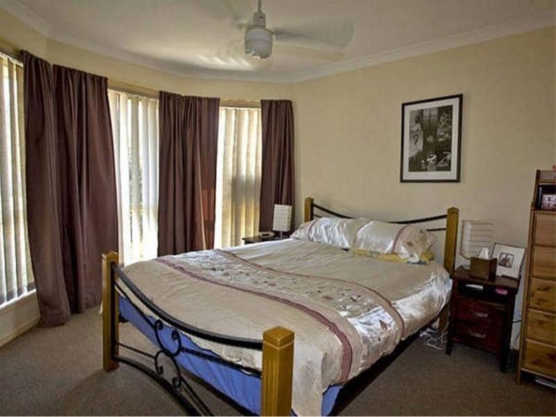 1/5 Billabong Drive, Crestmead QLD 4132