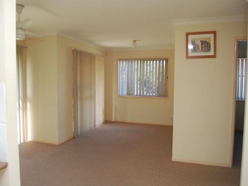 1/5 Billabong Drive, Crestmead QLD 4132