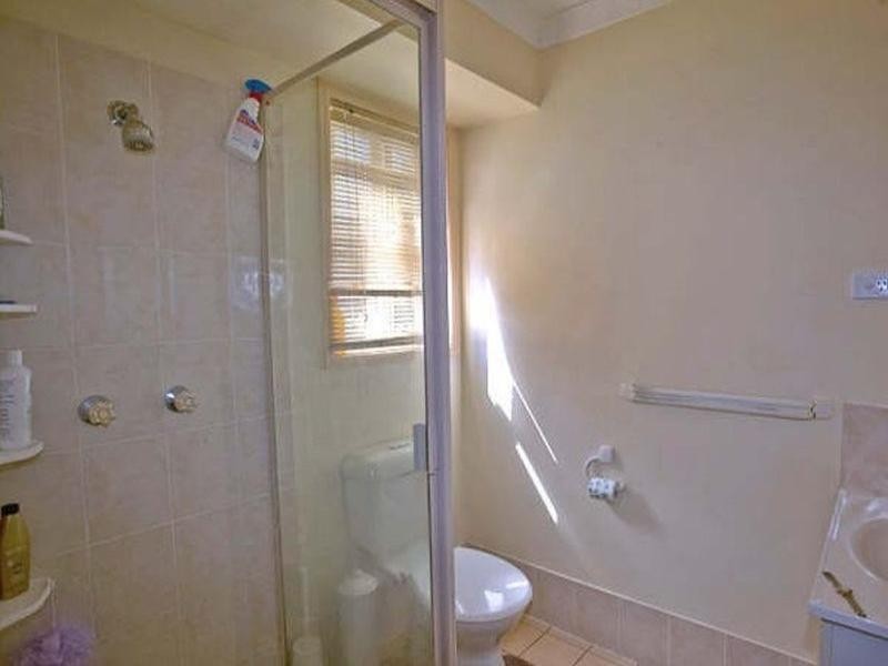 1/5 Billabong Drive, Crestmead QLD 4132