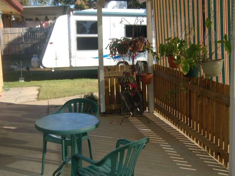 1 Matson Avenue, Regents Park QLD 4118