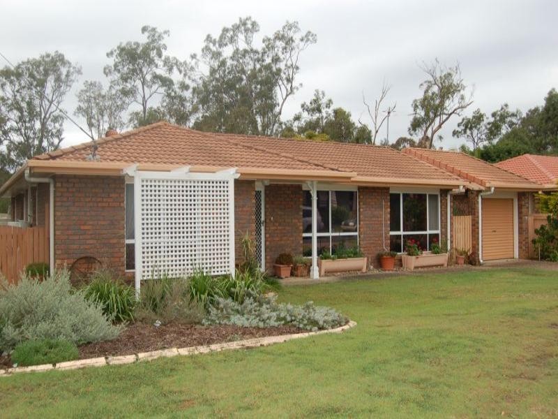 62 Haldham Crescent, Regents Park QLD 4118