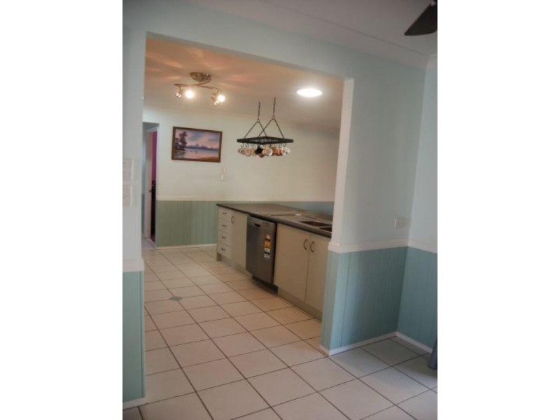 62 Haldham Crescent, Regents Park QLD 4118