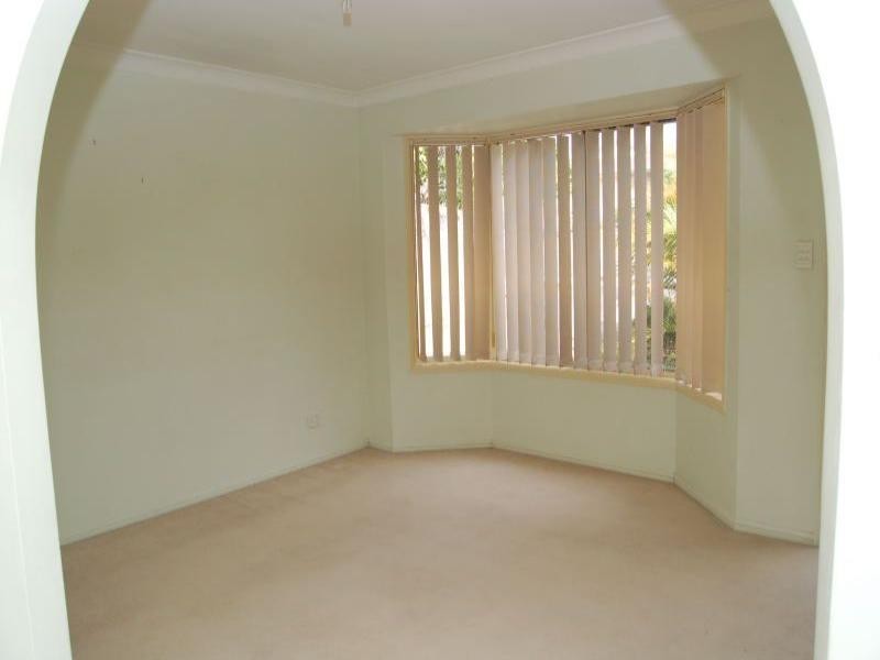 Regents Park QLD 4118