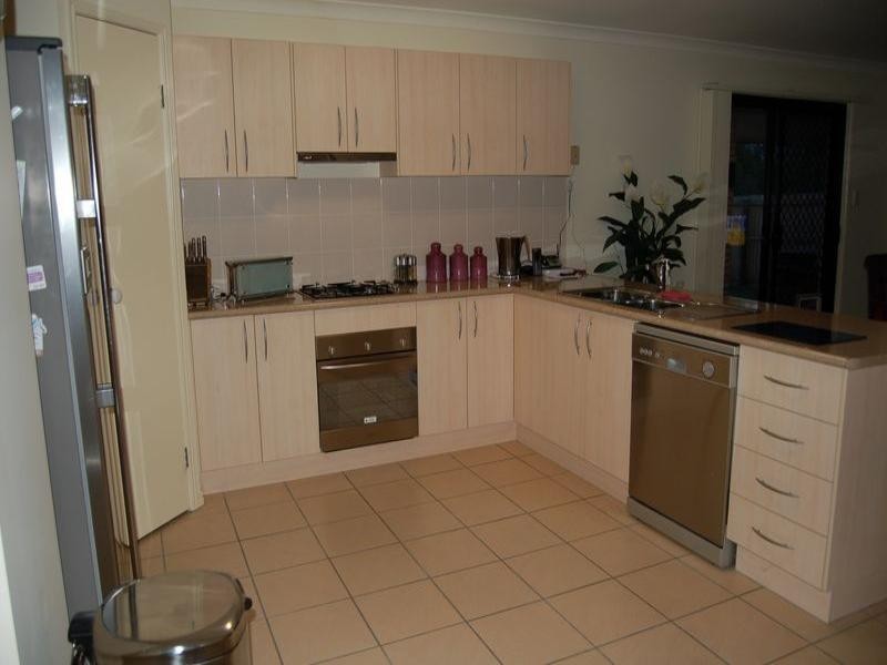 Crestmead QLD 4132