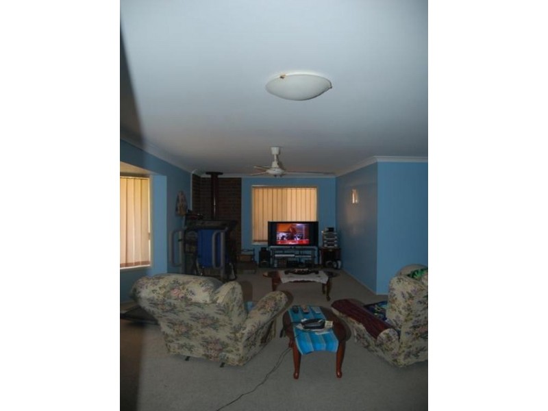 14-16 Holyrood Court, Munruben QLD 4125