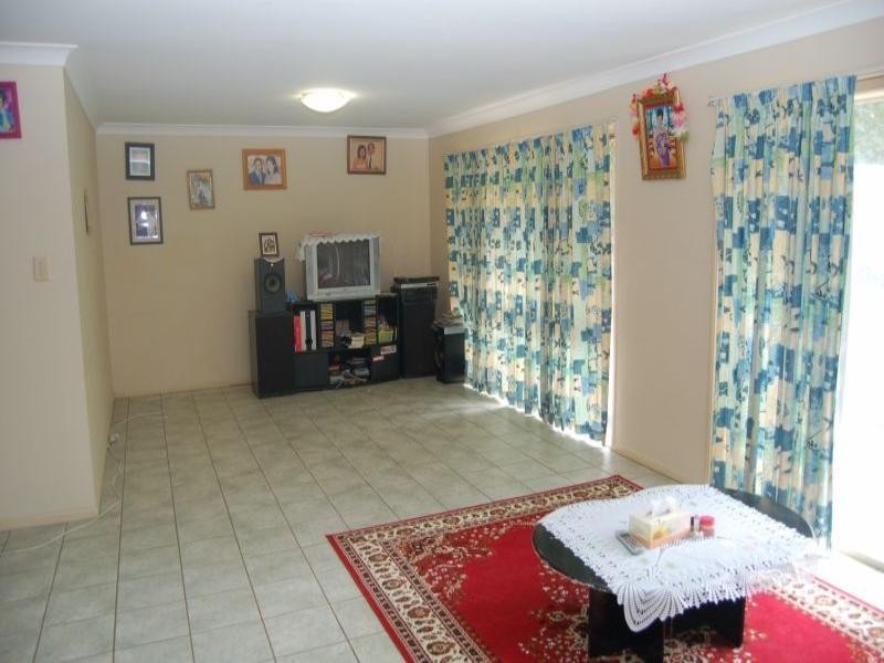 3 Belvedere Drive, Park Ridge QLD 4125