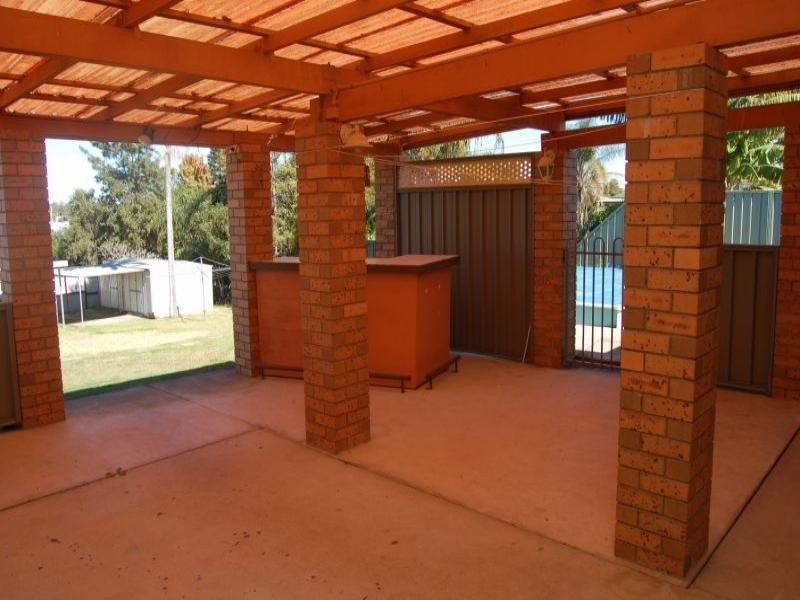 3 Alrak Avenue, Browns Plains QLD 4118