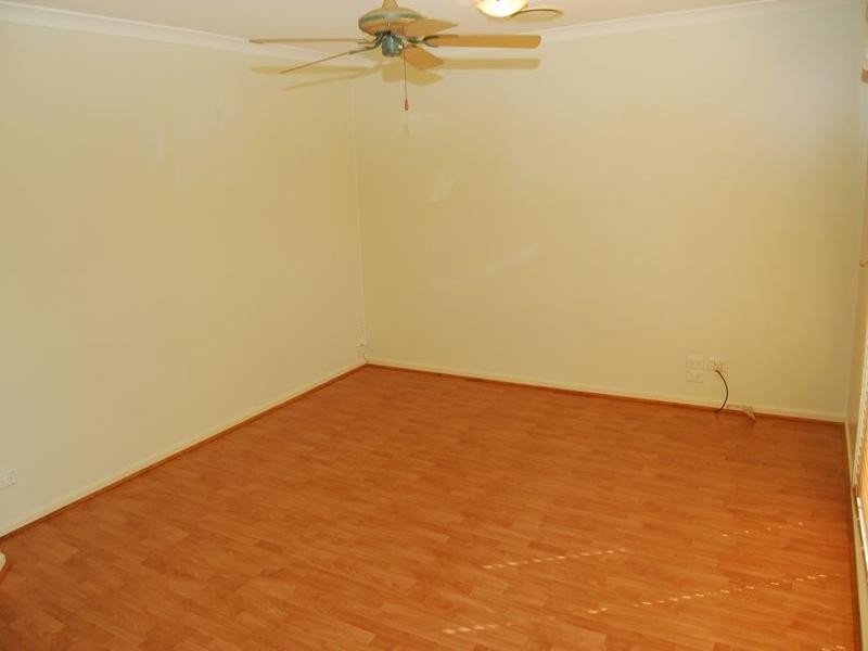 5 Hillview Drive, Hillcrest QLD 4118