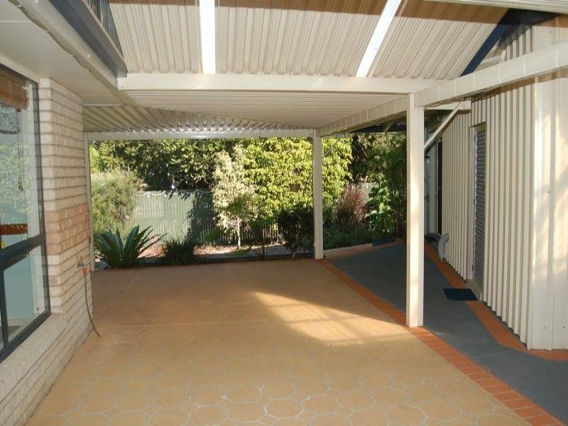 5 Hillview Drive, Hillcrest QLD 4118