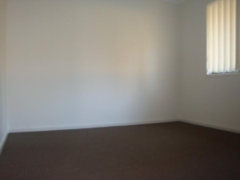 8 Devereaux, Boronia Heights QLD 4124