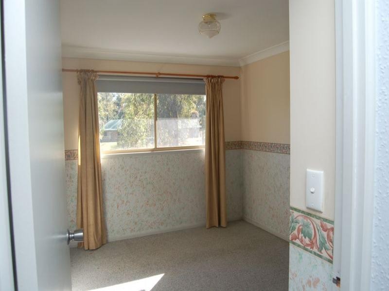 11 Hyde Court, Munruben QLD 4125