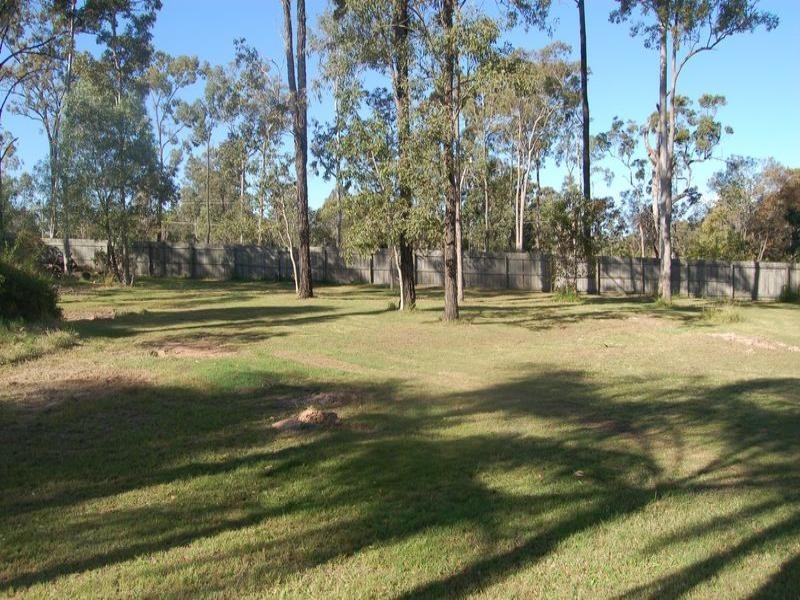 11 Hyde Court, Munruben QLD 4125