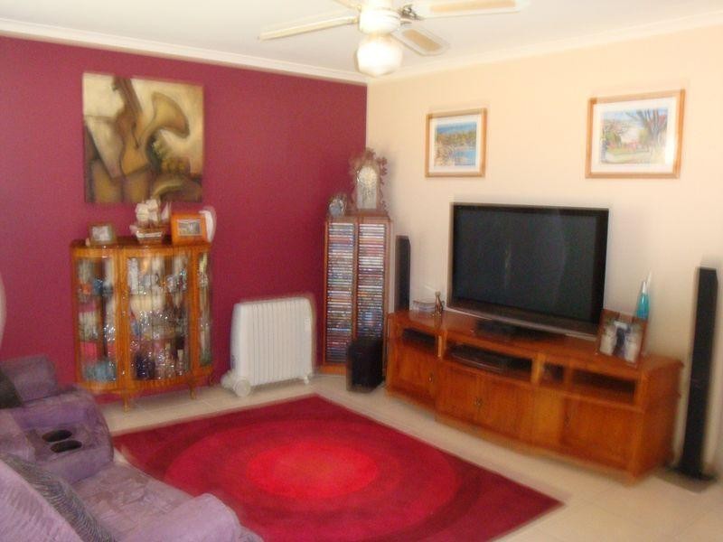 Regents Park QLD 4118