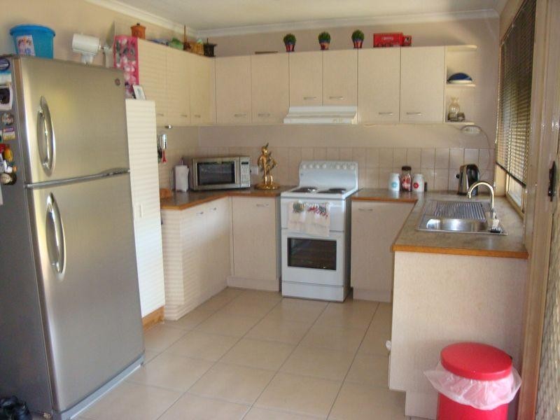 Regents Park QLD 4118