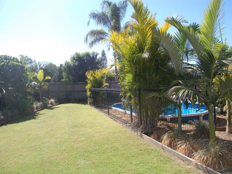 15 Gingko Crescent, Regents Park QLD 4118