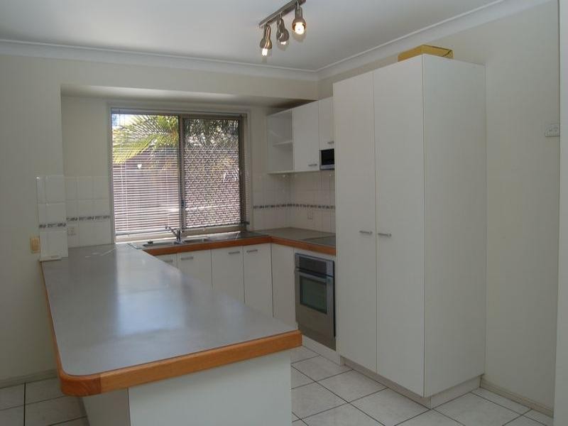 15 Gingko Crescent, Regents Park QLD 4118