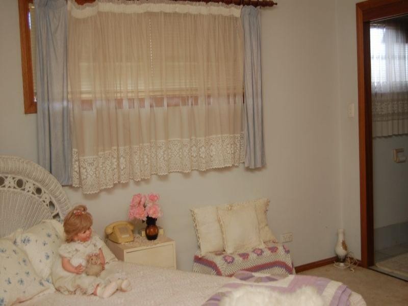 26 Sweetgum Street, Hillcrest QLD 4118