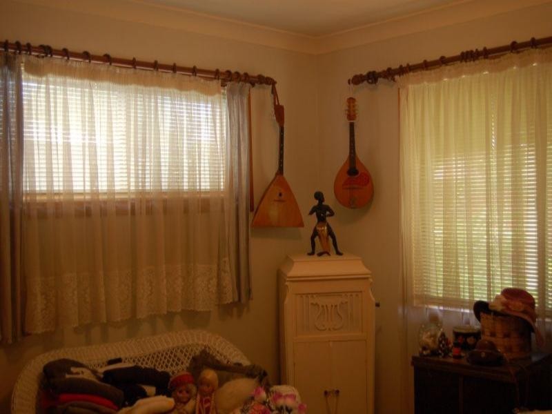 26 Sweetgum Street, Hillcrest QLD 4118