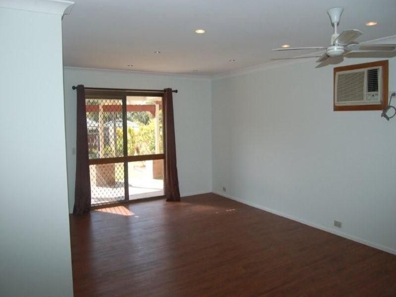 9 Hume Court, Boronia Heights QLD 4124