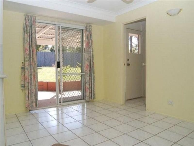 12 Ixora Court, Regents Park QLD 4118