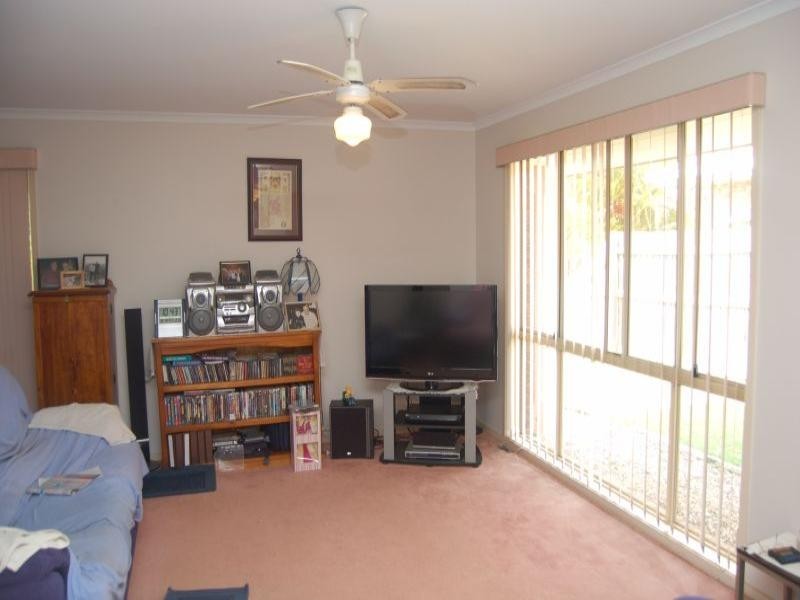 199 Waller Road, Regents Park QLD 4118
