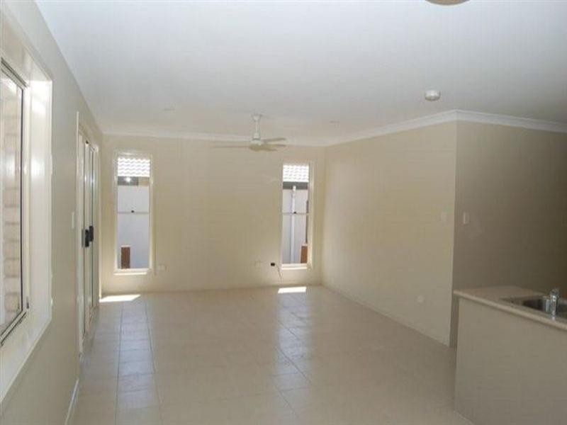 14 Tenielle Street, Boronia Heights QLD 4124