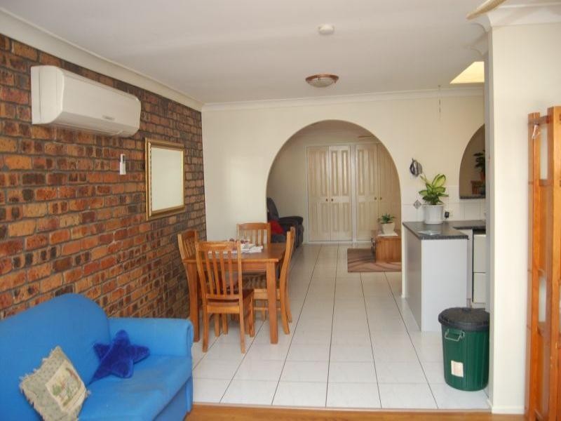 5 Matson Avenue, Regents Park QLD 4118