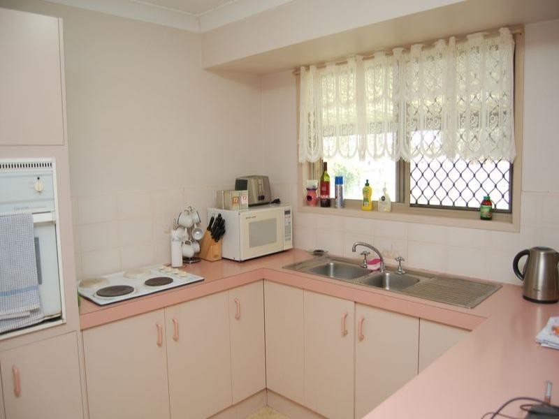 31 Emerald Drive, Regents Park QLD 4118