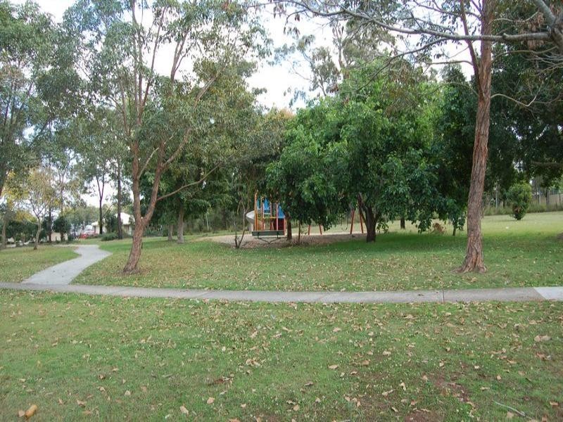 17 Seymore Court, Boronia Heights QLD 4124