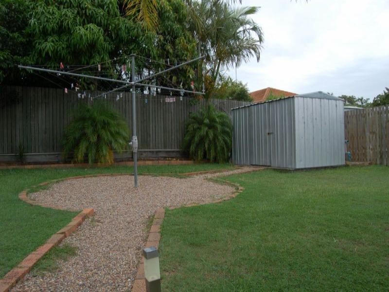 207 Waller Road, Regents Park QLD 4118
