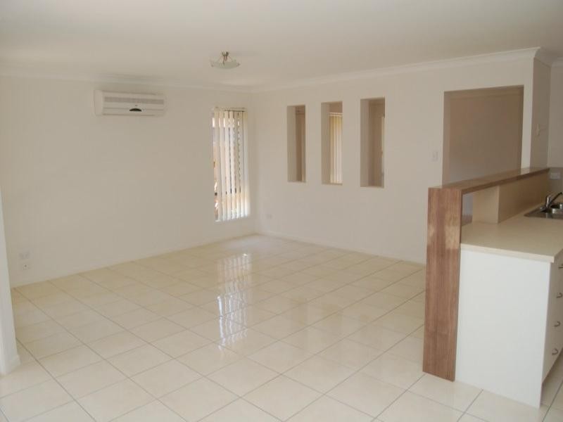 59 Juniper Street, Heathwood QLD 4110