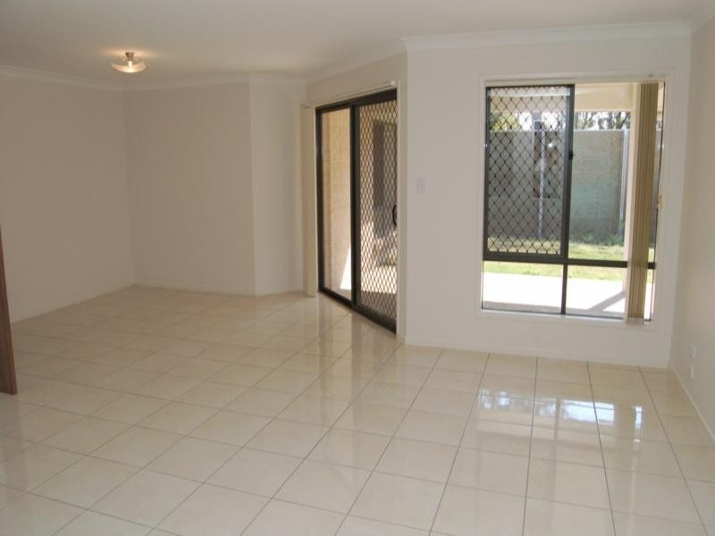 59 Juniper Street, Heathwood QLD 4110