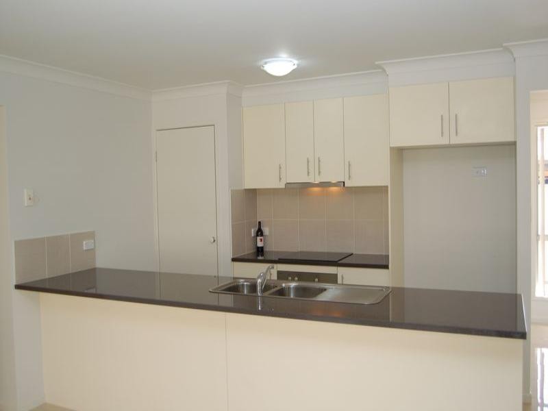 140 Middle Road, Boronia Heights QLD 4124