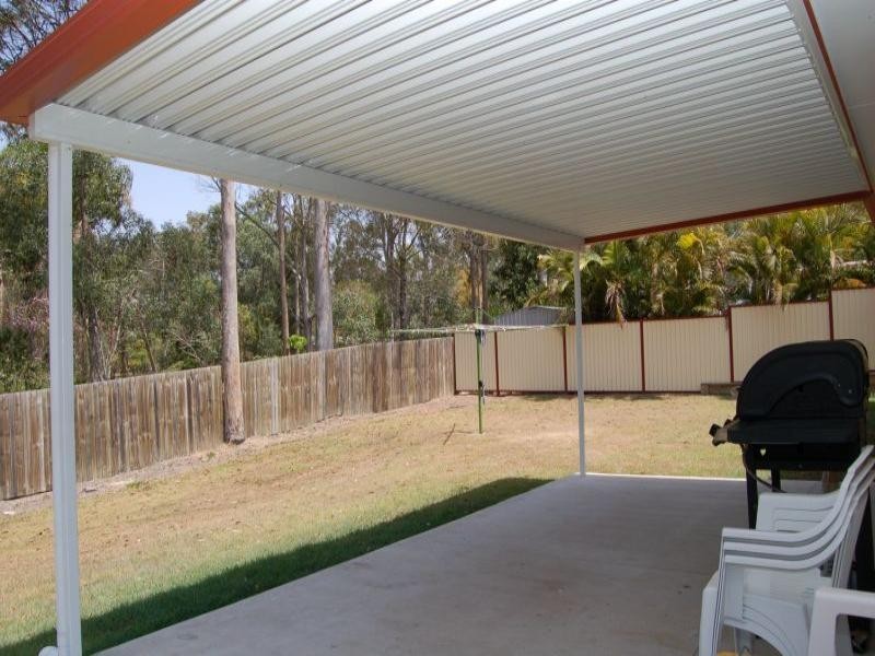 39 Conifer Street, Hillcrest QLD 4118