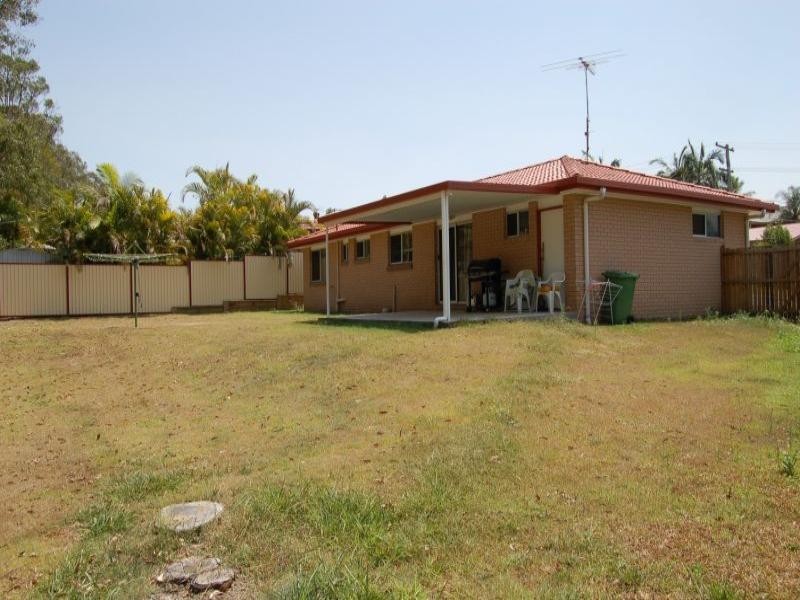 39 Conifer Street, Hillcrest QLD 4118