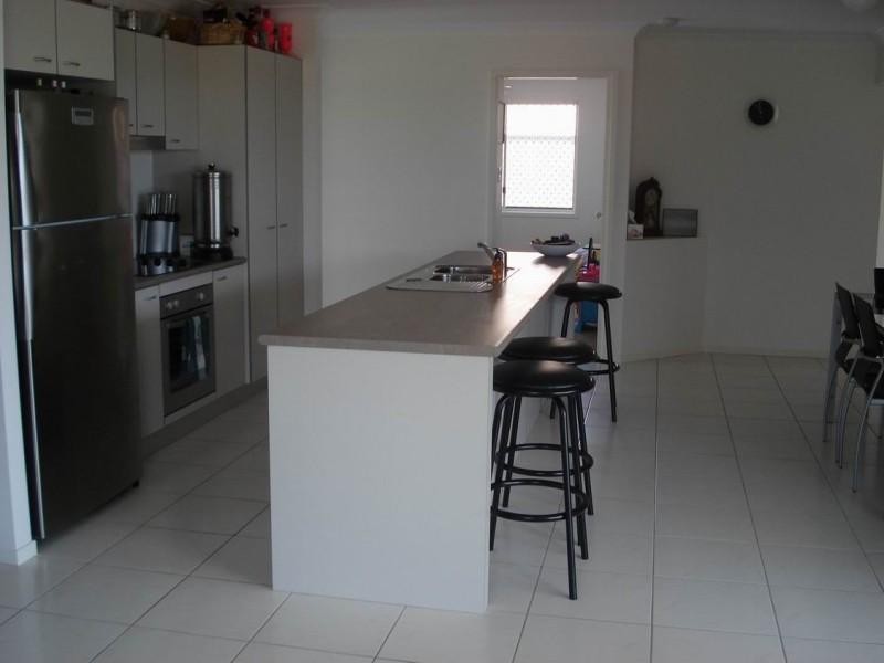 Regents Park QLD 4118