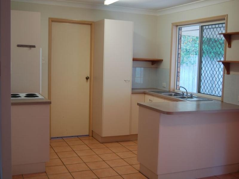 Regents Park QLD 4118