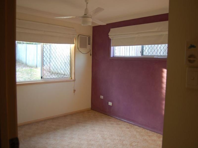 Regents Park QLD 4118