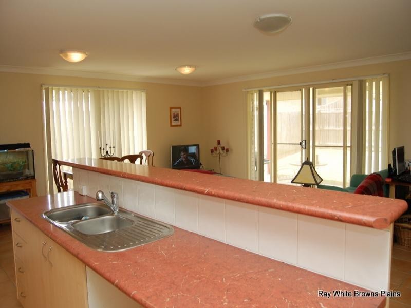 16 Felix Court, Crestmead QLD 4132