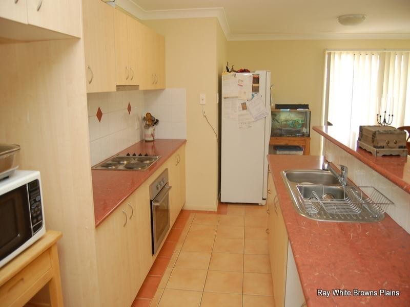 16 Felix Court, Crestmead QLD 4132