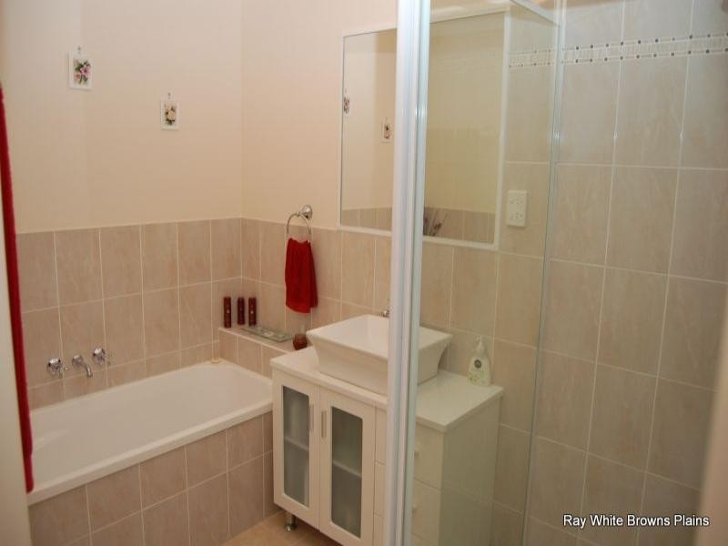 8a Alpha Avenue, Crestmead QLD 4132